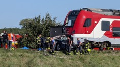 Hrôzostrašné snímky z nehody v Seredi. Spolujazdkyňa zomrela, vodič prežil akoby zázrakom