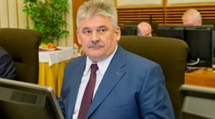 SaS a OĽaNO-NOVA chcú odvolať Richtera pre Čistý deň