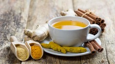 Bylinky a koreniny, ktoré pomáhajú pri chudnutí. Väčšinu z nich máte doma