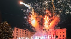 Silvestrovský kultúrny program v Bratislave nebol, Vallo hovoril o šetrení. Magistrát mal však večierok za desaťtisíce