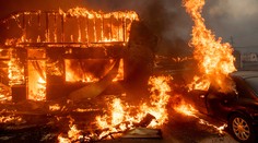 Sever Kalifornie v plameňoch, ľudí ohrozuje mohutný lesný požiar