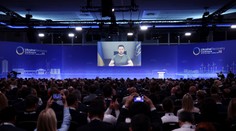 Ofenzíva je pomalšia, ako by sme chceli, priznal Zelenskyj. Rusi všetko zamínovali