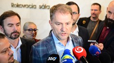 Prekvapenie v parlamente. „Matovič pomohol Ficovi,“ píše Šimečka a vylučuje akúkoľvek ďalšiu spoluprácu