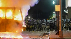 Nepokoje po postrelení Afroameričana v USA: Zahynuli dve osoby, jedna je zranená