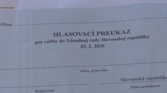 Ak cez voľby nebudete na trvalej adrese, vybavte si hlasovací preukaz. Môže to za vás urobiťaj mama