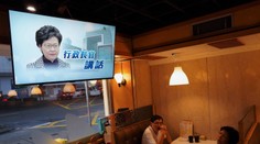 Sporný zákon, pre ktorý protestoval celý Hongkong, správkyňa mesta stiahla