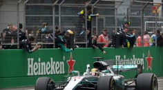 Hamilton príde na štarte VC Rakúska o päť miest