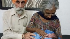 Indka porodila dieťa. Neuveríte, koľko má rokov