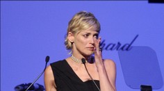 Herečka Sharon Stone v slzách. Rozplakal ju list mladej študentky