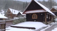 Pozrite sa, ako krásne zasnežilo jednu slovenskú obec