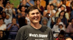 Zomrel najvyšší Američan Igor Vovkovinskiy, meral 2,34 metra