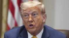 Biely dom priznal, že Trumpovi diagnostikovali chronickú žilovú nedostatočnosť