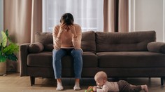 Zmeny nálad nemusia hneď signalizovať popôrodnú depresiu. Takto ju odlíšite od baby blues