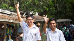 Dvoch novinárov z agentúry Reuters prepustili v Mjanmarsku z väzenia