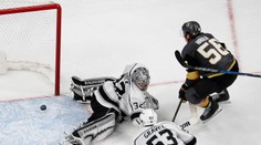 Druhý zápas Los Angeles s Vegas sa rozhodol až po dvojnásobnom predĺžení