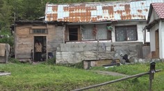 Vo Svrčinovci začali stavať ekodukt, hoci im v trase stojí dom. Osadníci sa ho nechcú vzdať len tak