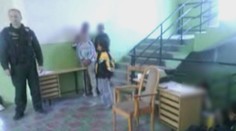 Kauza policajnej šikany rómskych detí v Košiciach sa vracia na súd. Z malých chlapcov sú dnes muži