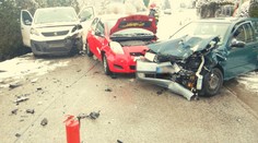 Policajti neverili vlastným očiam. Vodička (35), ktorá nabúrala do dvoch áut, nafúkala 5 promile