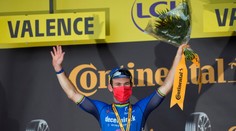 VIDEO: Cavendish opäť všetkým ukázal chrbát a dotiahol sa na Merckxa, Sagan po kolízii v TOP 10