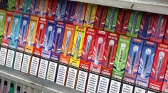 Znepokojivé výsledky kontroly Slovenskej obchodnej inšpekcie. Výrobky na fajčenie si ľahko kúpi každé štvrté dieťa