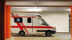 Na D1 pri Poprade sa v noci prevrátila dodávka, zranilo sa sedem ľudí