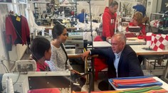 Andrej Kiska chce preraziť vo svete módy. Prichádza s modelmi inšpirovanými rómskou kultúrou