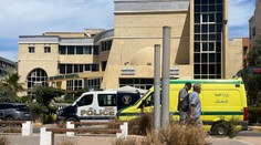 Tragédia v Hurghade má 6 obetí vrátane detí. V panike, ktorá vypukla po náraze ponorky do útesu, došlo k potýčkam