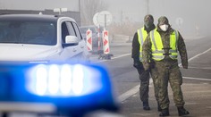 Rakúsko uvoľňuje opatrenia. Cez hranice sa oddnes dostanú už aj nezaočkovaní