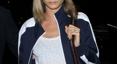 Zasnúbená s priateľkou? Topmodelke svieti na prstenníku obrovský diamant