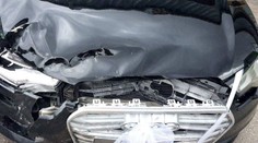 Havaroval na drahom aute, poisťovňa mu vyplatila odrobinky