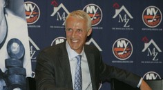Legendárneho útočníka NY Islanders čaká životný zápas. Bossymu diagnostikovali zákernú chorobu