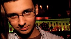 Otrasná vražda v Poľsku. Učiteľke sťal hlavu samurajským mečom