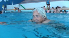 Pani Janka (80) je najstaršia žilinská plavkyňa. Na pretekoch tromfla aj syna