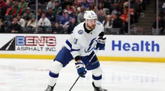 VIDEO: Presná strela cez celé klzisko. Černák si parádnym spôsobom pripísal stý bod v NHL