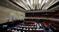 Izraelský parlament odhlasoval svoje rozpustenie. Krajinu čakajú piate voľby za štyri roky