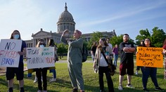 Guvernér Oklahomy podpísal jeden z najprísnejších interrupčných zákonov v USA