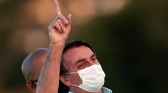 Brazílsky prezident Bolsonaro môže čeliť vážnym obvineniam z vraždy pre pochybenia pri pandémii