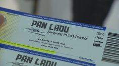 Chceli vidieť Pľuščenka, no vystúpenie zrušili. Peniaze za lístky dodnes nedostali