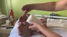 Robovi (30) chýba po úraze polovica hlavy. Prežil, no lekári si s ním nevedia rady