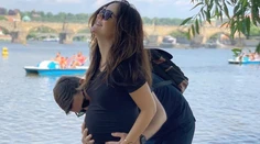 Z krásneho markizáckeho páru sú rodičia! Vytúžené dievčatko je na svete