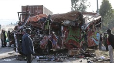 Pri havárii autobusu v Keni zahynulo najmenej 30 ľudí