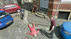 Šokujúci obrázok na Google Street View: Vražda!