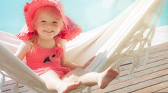 Detská pokožka sa slnku sama bráni iba päť minút