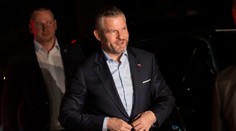 Vo veciach vojny budem radšej načúvať svätému otcovi ako Macronovi, vyhlásil budúci prezident