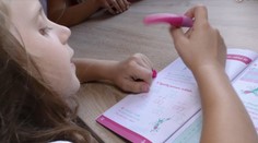 Koniec voľného režimu. Poradíme vám, ako naučiť školáka sústrediť sa