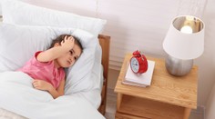 Spánok cez prázdniny a po nich. Pripravte dieťa na školský režim