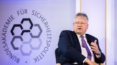 Putin chce odhaliť slabinu NATO. Otestuje spustenie článku 5, tvrdí šéf nemeckej rozviedky