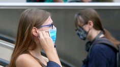 V Holandsku sú opatrní. Amsterdam a Rotterdam nariadili v niektorých častiach povinné rúška