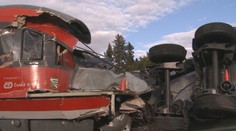 V Česku sa zrazil kamión s vlakom, 12 ľudí sa zranilo