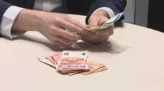 Čo prinieslo 100 dní transakčnej dane? Odhalili, koľko vyzbieral štát od Slovákov